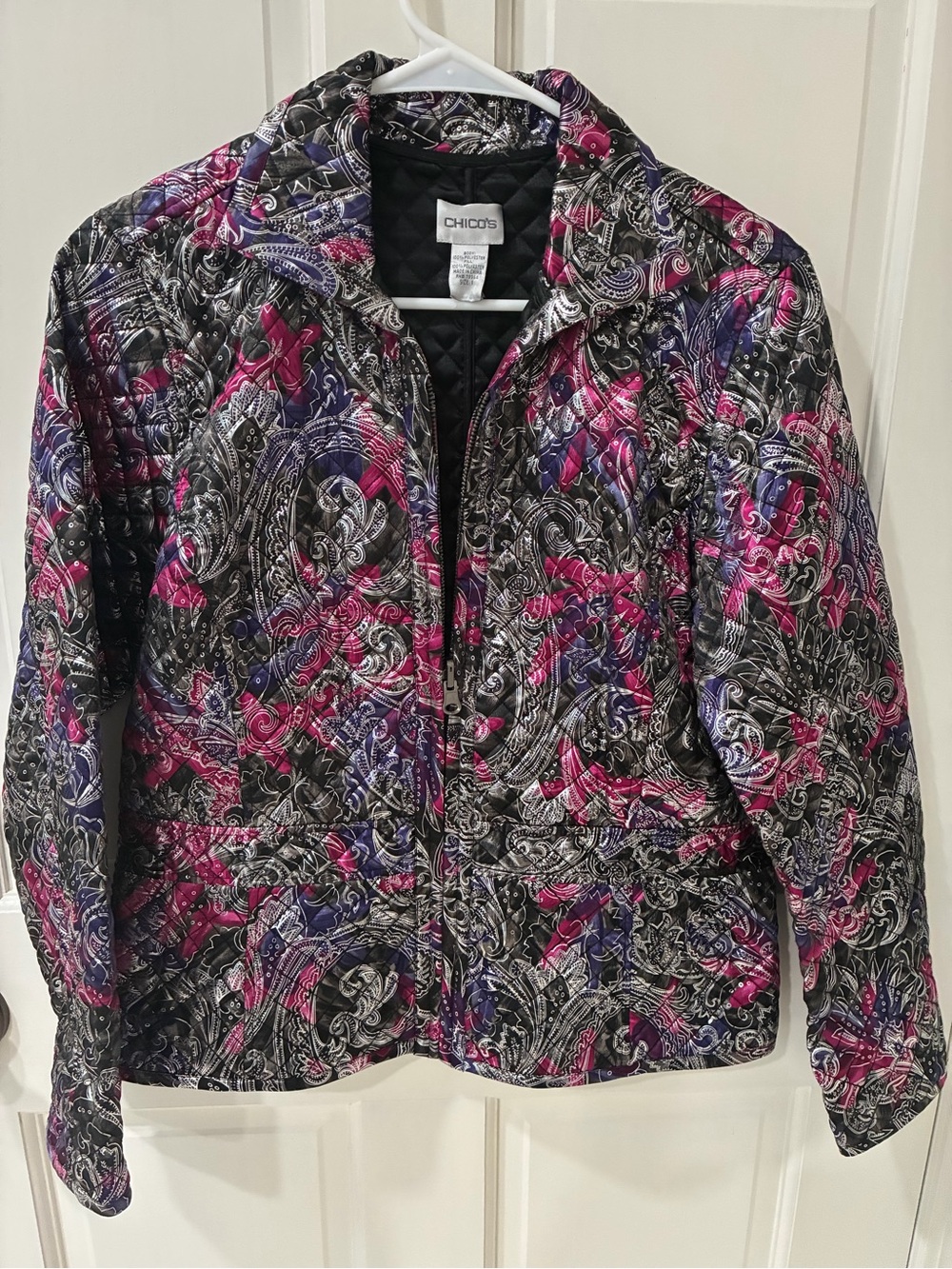 Chico's Quilted Floral Paisley Jacket in Black, Pink & Silver Size 1